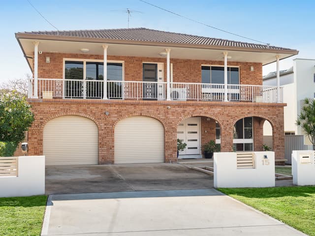 15 Cooleen Street, Blakehurst NSW 2221