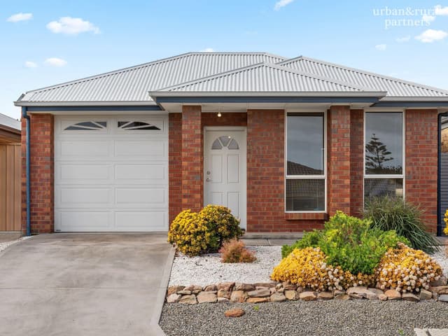 52 Fuller Terrace, Christies Beach SA