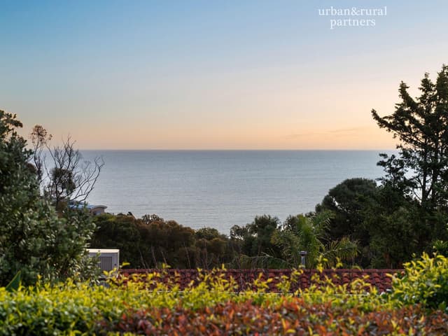 8 Larnoo Street, Hallett Cove SA