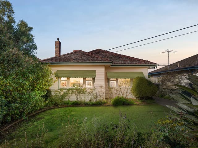 13 Khartoum Street, West Footscray VIC 3012