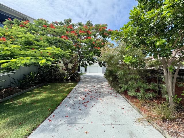 2 / 16 McGregor Crescent, Tweed Heads NSW 2485