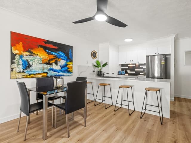7 / 33 Dixon Street, Coolangatta QLD 4225