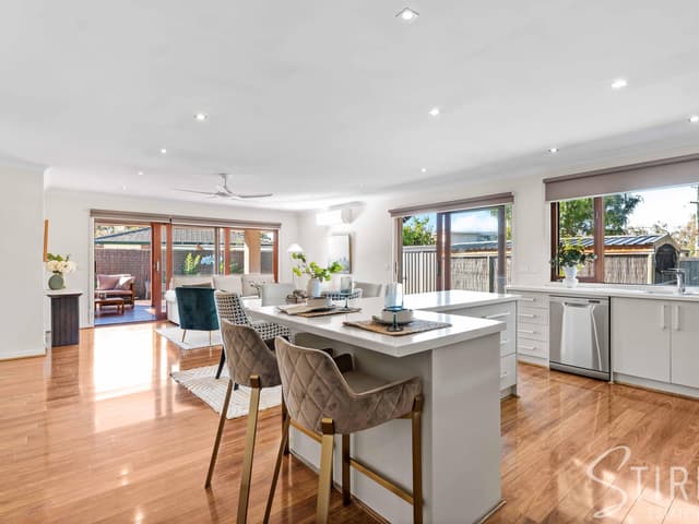 3 Seagull Close, Blind Bight VIC