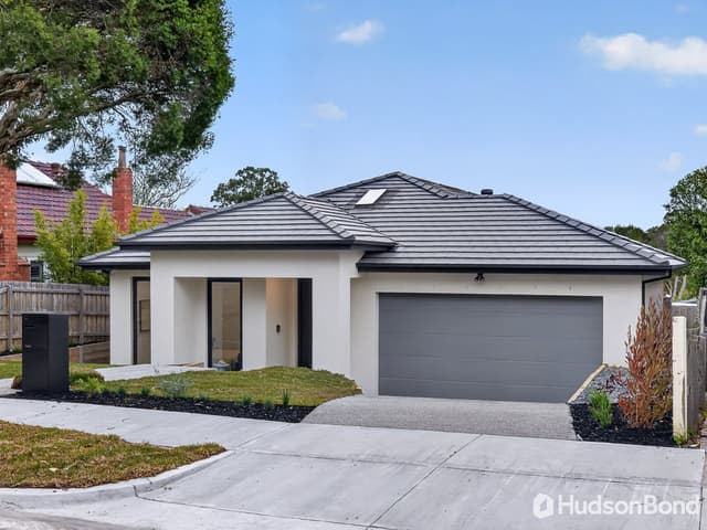 6 McKeon Road, Mitcham VIC 3132
