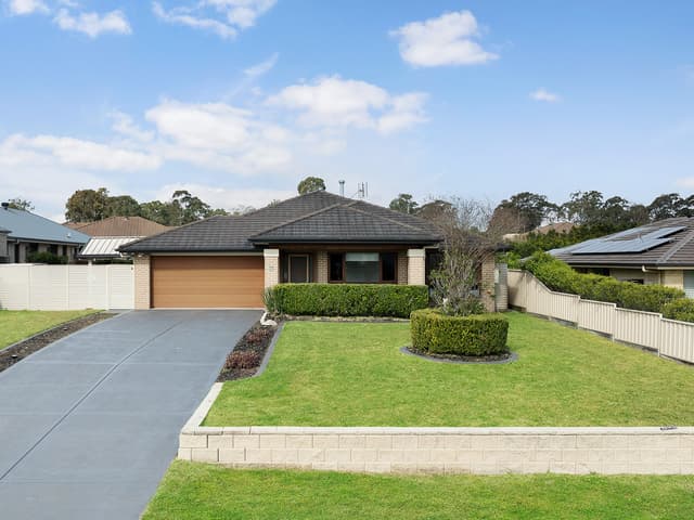 77 Radford Street, Heddon Greta NSW 2321