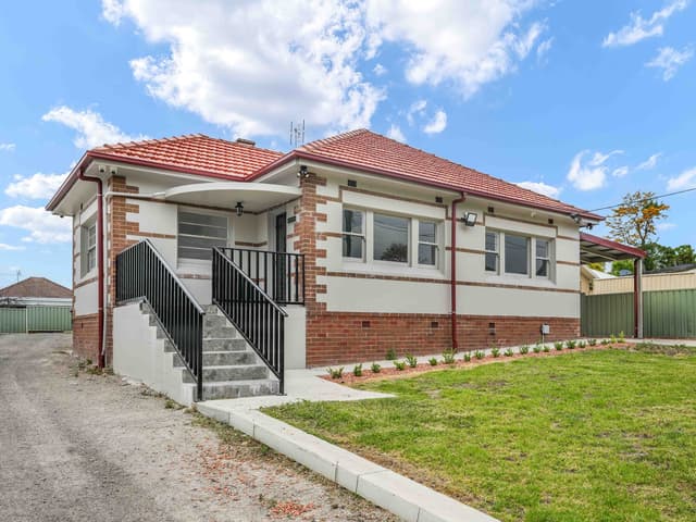 4 Porter Avenue, East Maitland NSW 2323