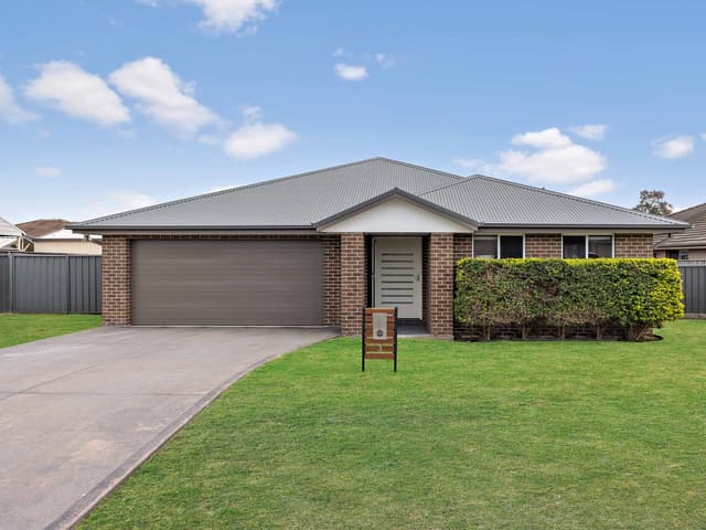 3 Peak Way, Gillieston Heights NSW 2321