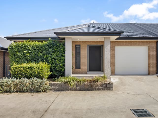 4/267 Denton Park Drive, Aberglasslyn NSW 2320