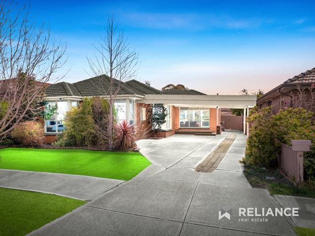 53 Strathmore Crescent, Hoppers Crossing VIC 3029