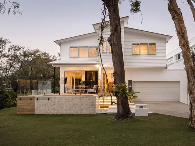 4 Narrane Street, Tugun QLD