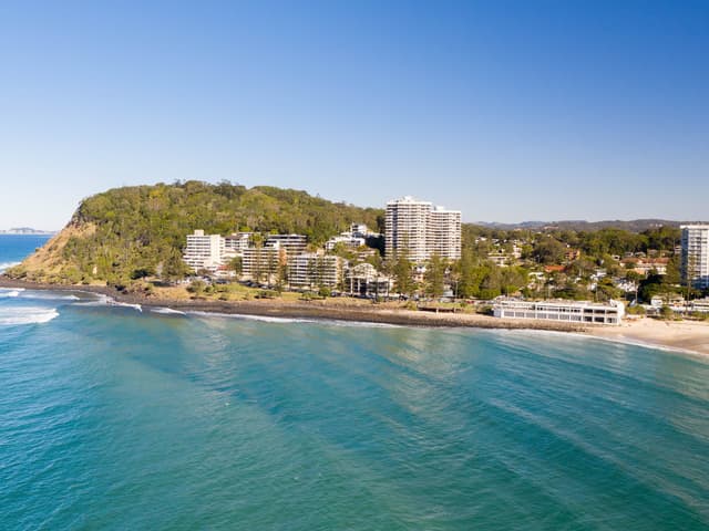 8 Page Parade, Burleigh Heads QLD