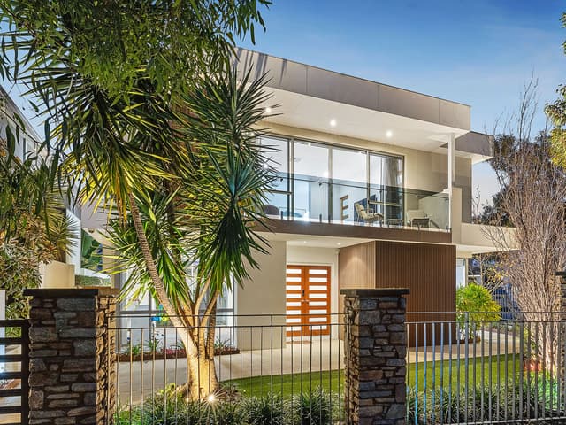 2 Honeypot Way, Churchlands WA 6018