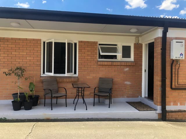 2/40 Edmondstone Street, Newmarket QLD 4051