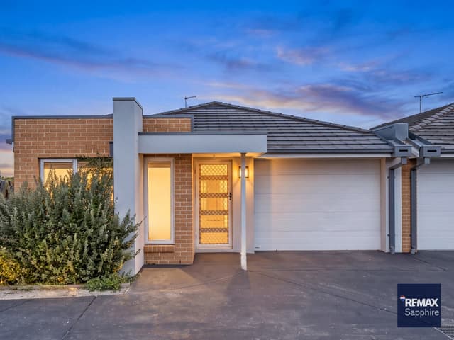 16 Woodlet Place, Pakenham VIC 3810