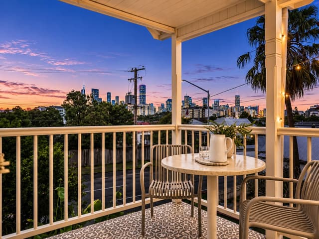 23 Elfin Street, East Brisbane QLD 4169