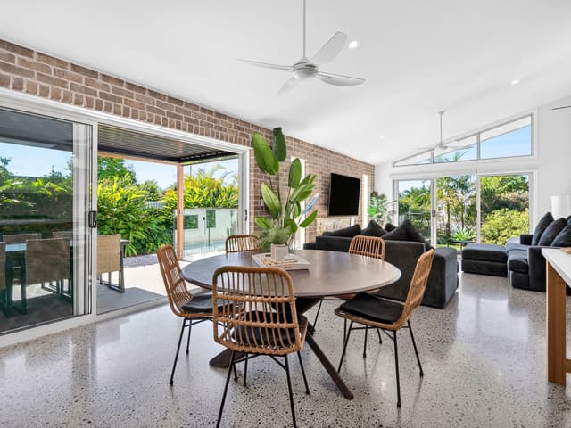 2 York Street, Thrumster NSW 2444