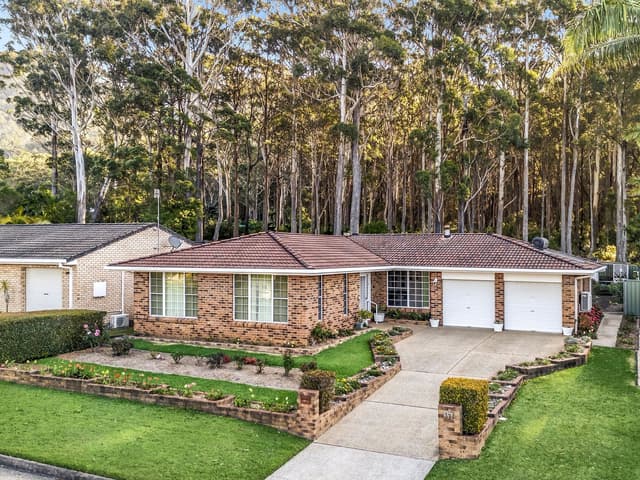32 Peach Grove, Laurieton NSW 2443