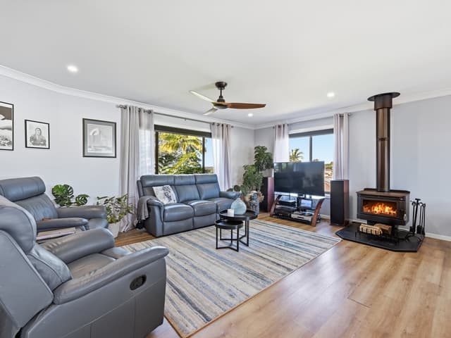 12 Mount Pleasant Drive, North Boambee Valley NSW 2450