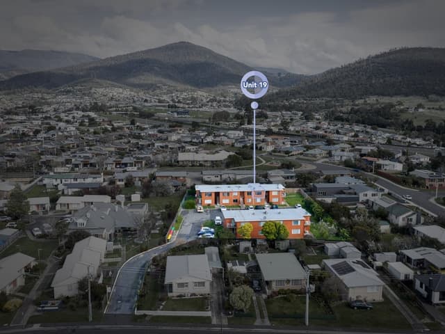 19 / 4 Myella Drive, Berriedale TAS 7011