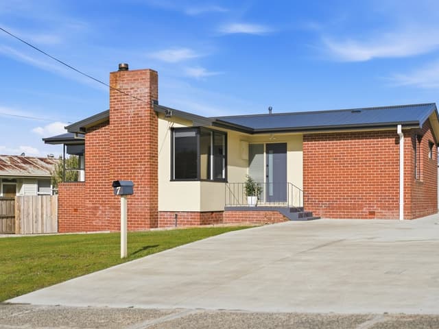 7 Colston Street, Claremont TAS 7011