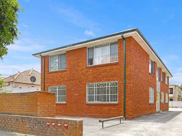 1/30 Gould Street, Campsie NSW 2194