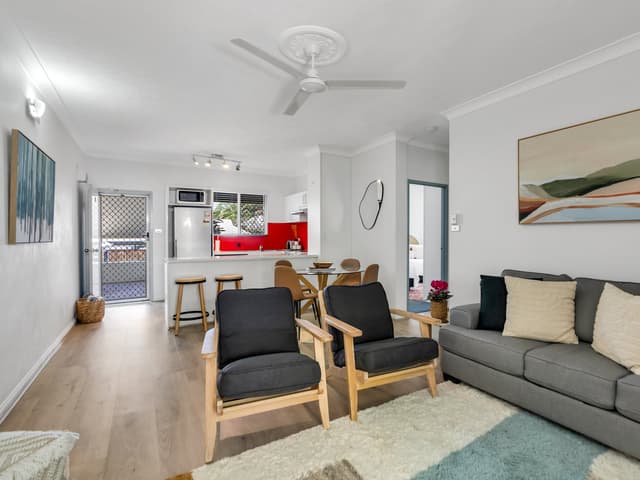 19/17a-17b Upward  Street, Cairns City QLD 4870
