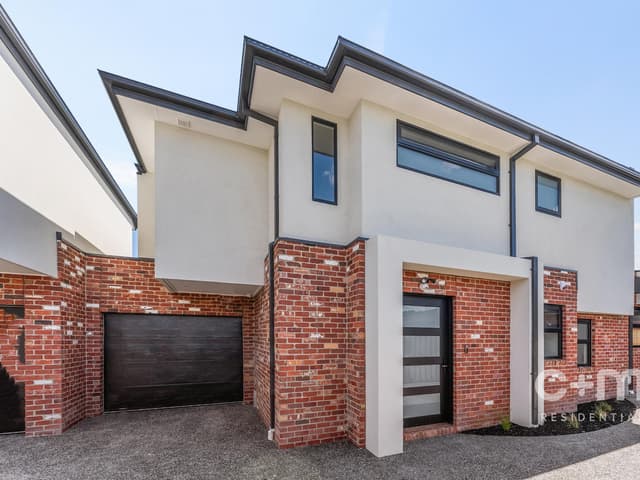 2 & 3/52 View Street, Glenroy VIC