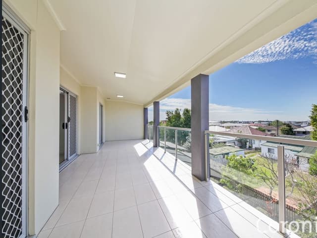 8/11 Zenith Ave, Chermside QLD