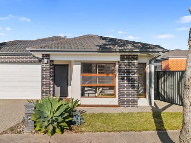 29 Viewmont Avenue, Craigieburn VIC