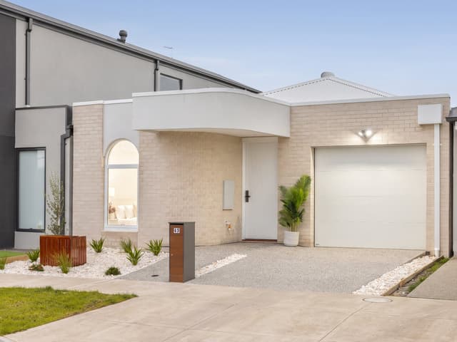 45 Cassia Way, Mickleham VIC