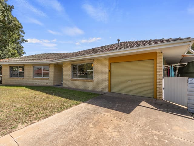 16 Paul Street, Riverton SA 5412