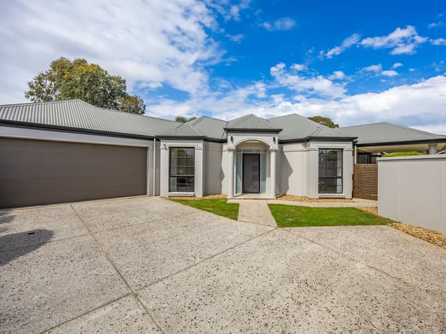 33a Davis Street, West Beach SA 5024