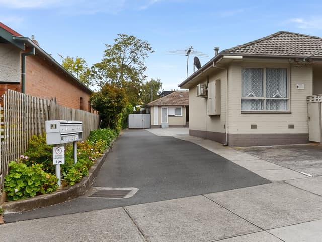 6/91 Lincoln Road, Essendon VIC 3040