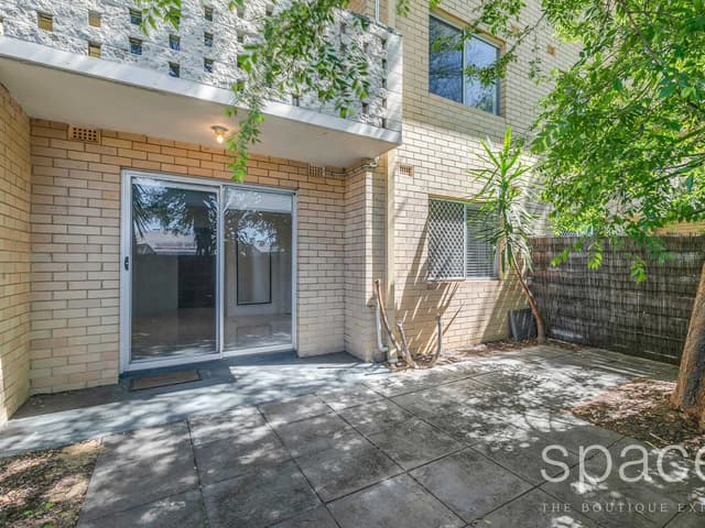 9/11 Stirling Road, Claremont WA