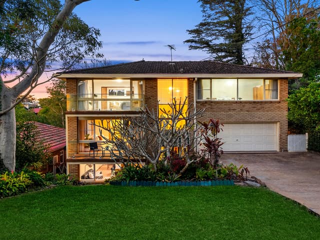 14 Blackbutt Avenue, Lugarno NSW 2210