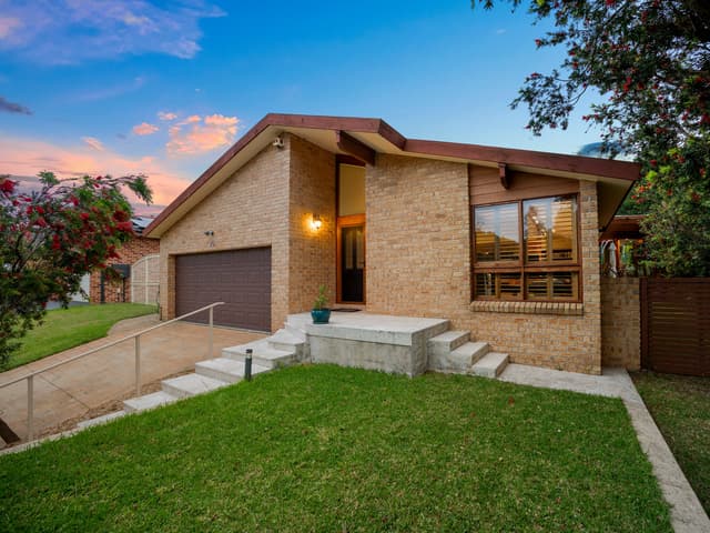 20 Parkwood Drive, Menai NSW 2234