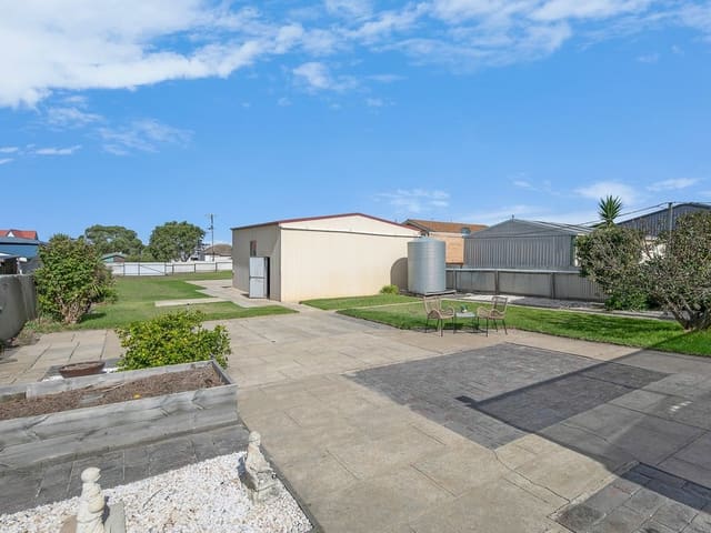 66 Sutherland Avenue, Hayborough SA photo 3
