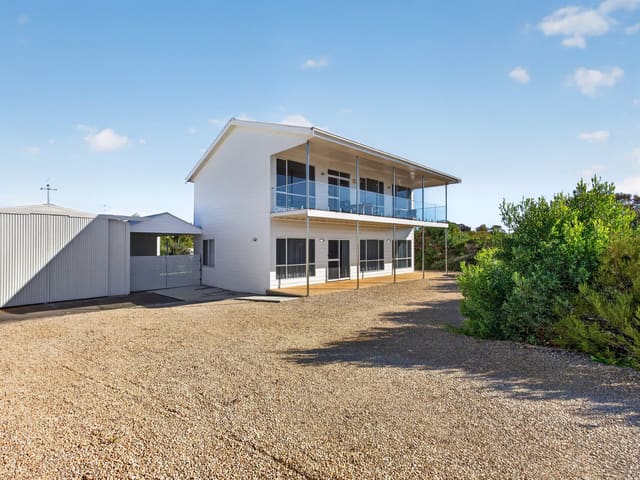 26 Willyama Drive, Marion Bay SA photo 2