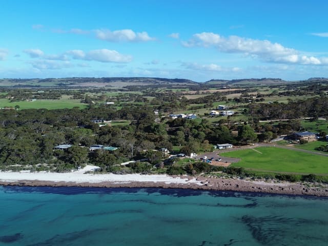 40 Porter Road, Emu Bay SA photo 2