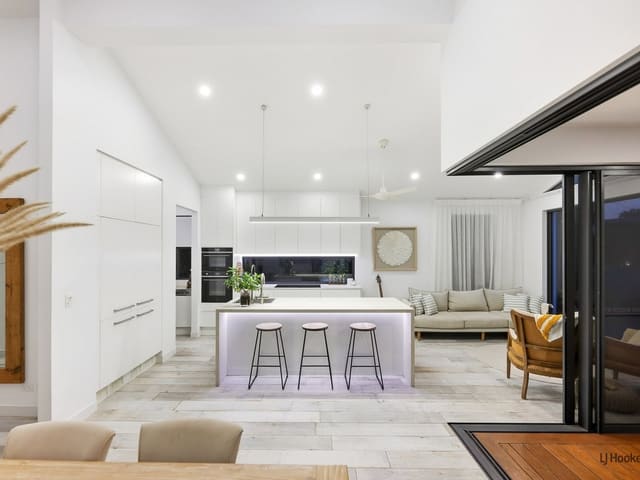 45 Binya Avenue, Coolangatta QLD 4225 photo 2