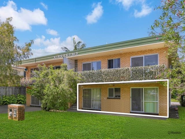 1 / 34 Coolangatta Road, Coolangatta QLD 4225 photo 4