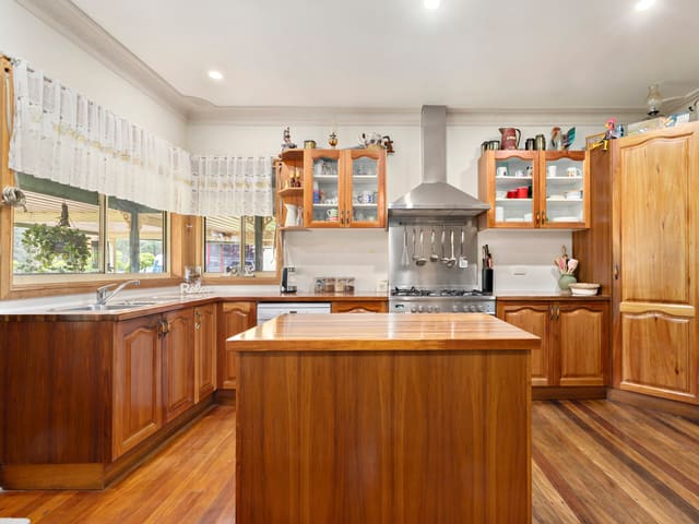 290 Winston  Road, Eagleton NSW 2324 photo 2
