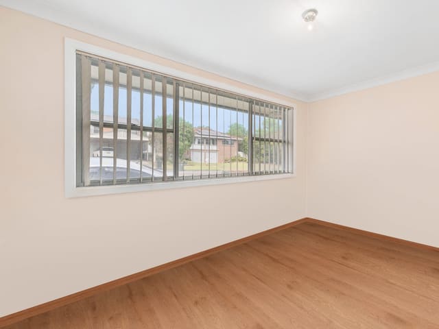 11 Card Crescent, East Maitland NSW 2323 photo 2