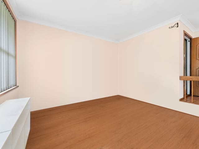 11 Card Crescent, East Maitland NSW 2323 photo 4