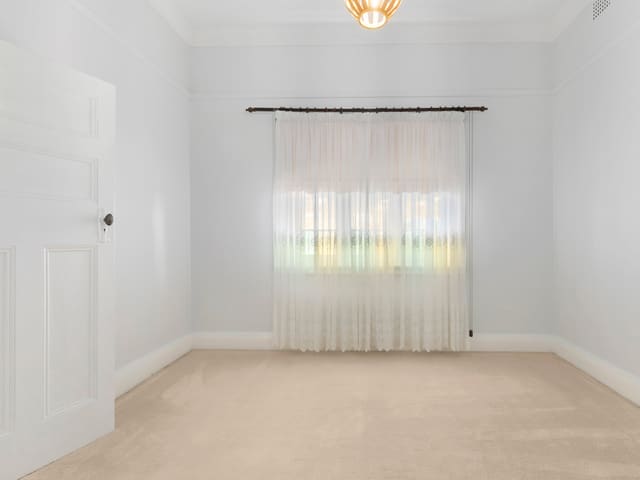 38 Telarah Street, Telarah NSW 2320 photo 4