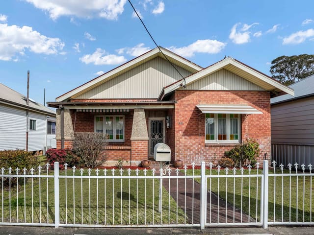 38 Telarah Street, Telarah NSW 2320 photo 2