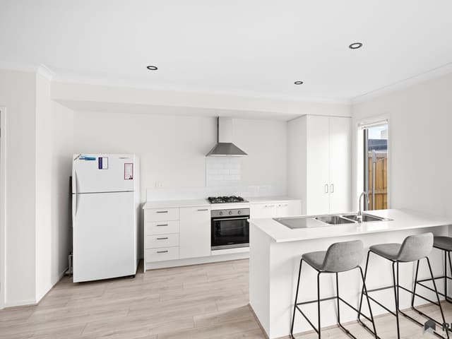 349 Brossard Road, Mickleham VIC 3064 photo 4
