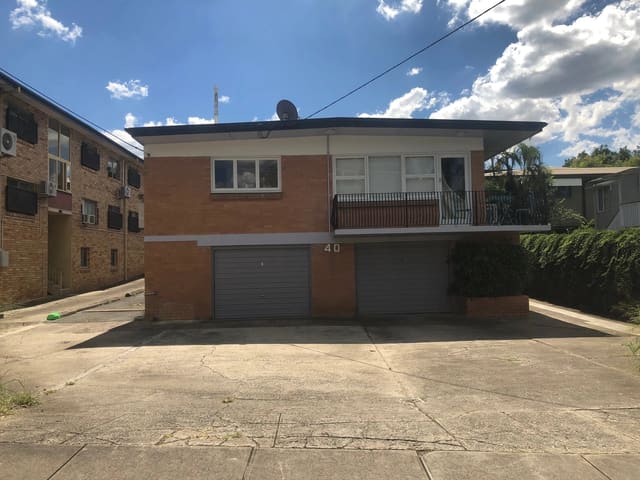 2/40 Edmondstone Street, Newmarket QLD 4051 photo 2