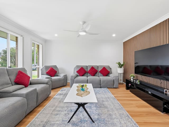 17 Safrano Place, Coffs Harbour NSW 2450 photo 3