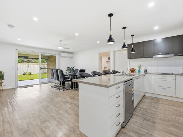 17 Safrano Place, Coffs Harbour NSW 2450 photo 4